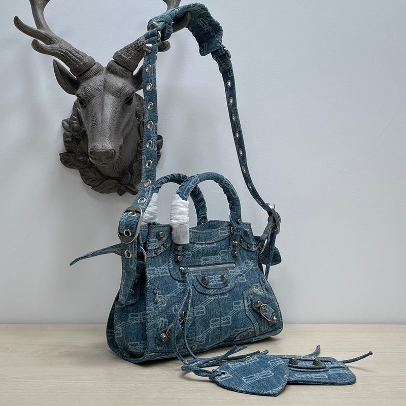 LO BAGS - BGA BAGS - 323