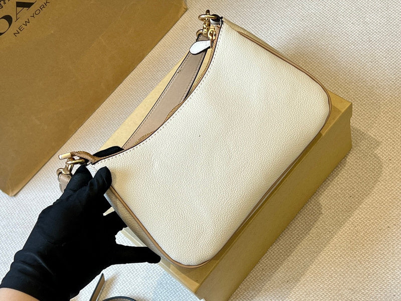 LO - CCH Bags - 305