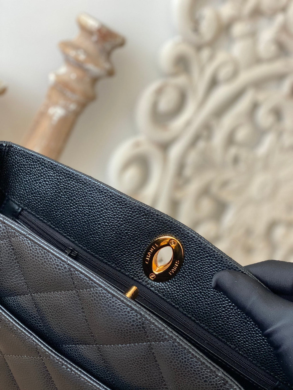 CHL -  Black Large Quilted Caviar Tote Bag For Women 28LO/11in