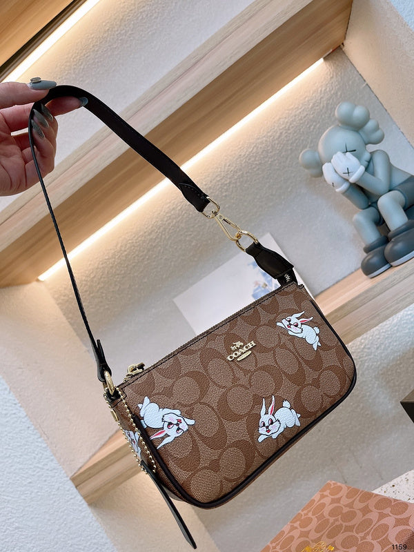 LO - CCH Bags - 256