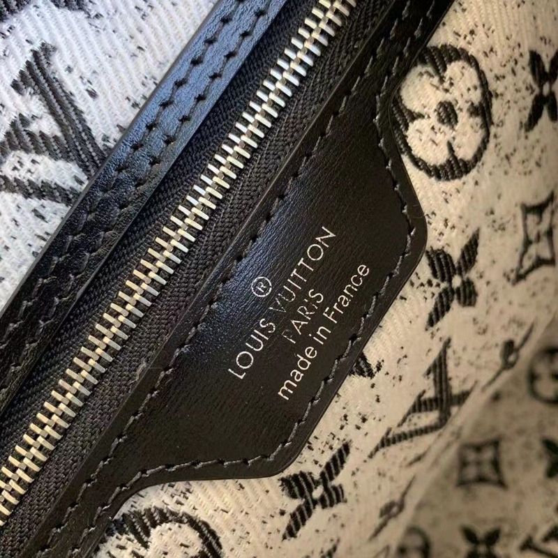 LO - LV Bags - 15966