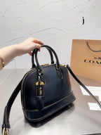 LO - CCH Bags - 412