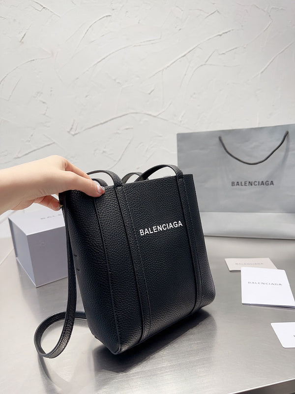 LO - BGA Bags - 1596
