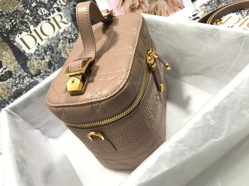 LO - DYOR   BAGS FOR WOMEN - FASHION LUXURY BAGS 250