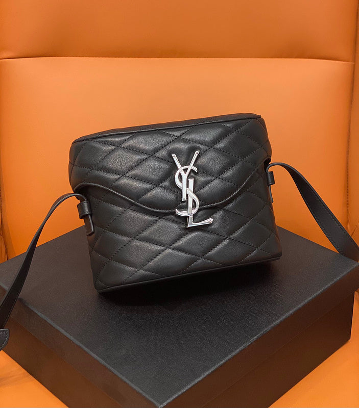 BB - YSL Bag - 2057