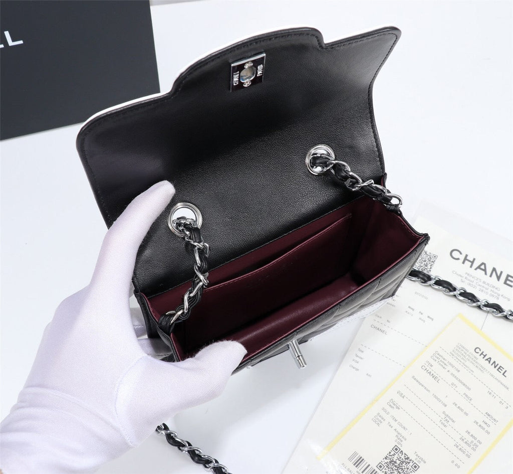 CHL -  19 Handbag 7in/18LO Black/White For Women