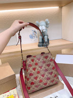 LO - CCH Bags - 101