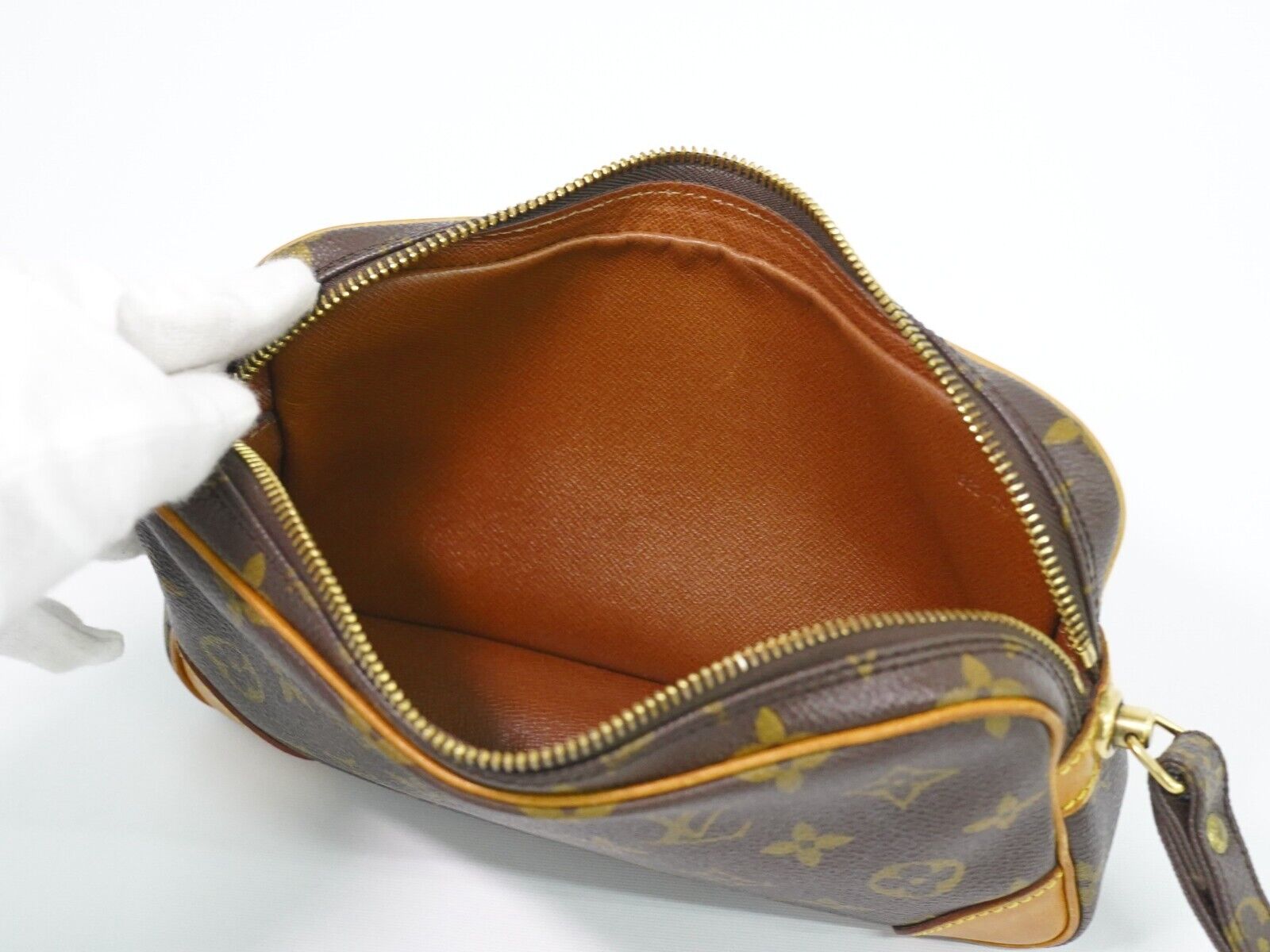 LO-LV bags 384