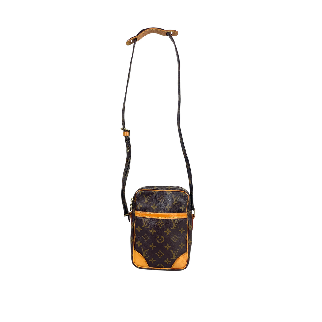 LO-LV bags 2043