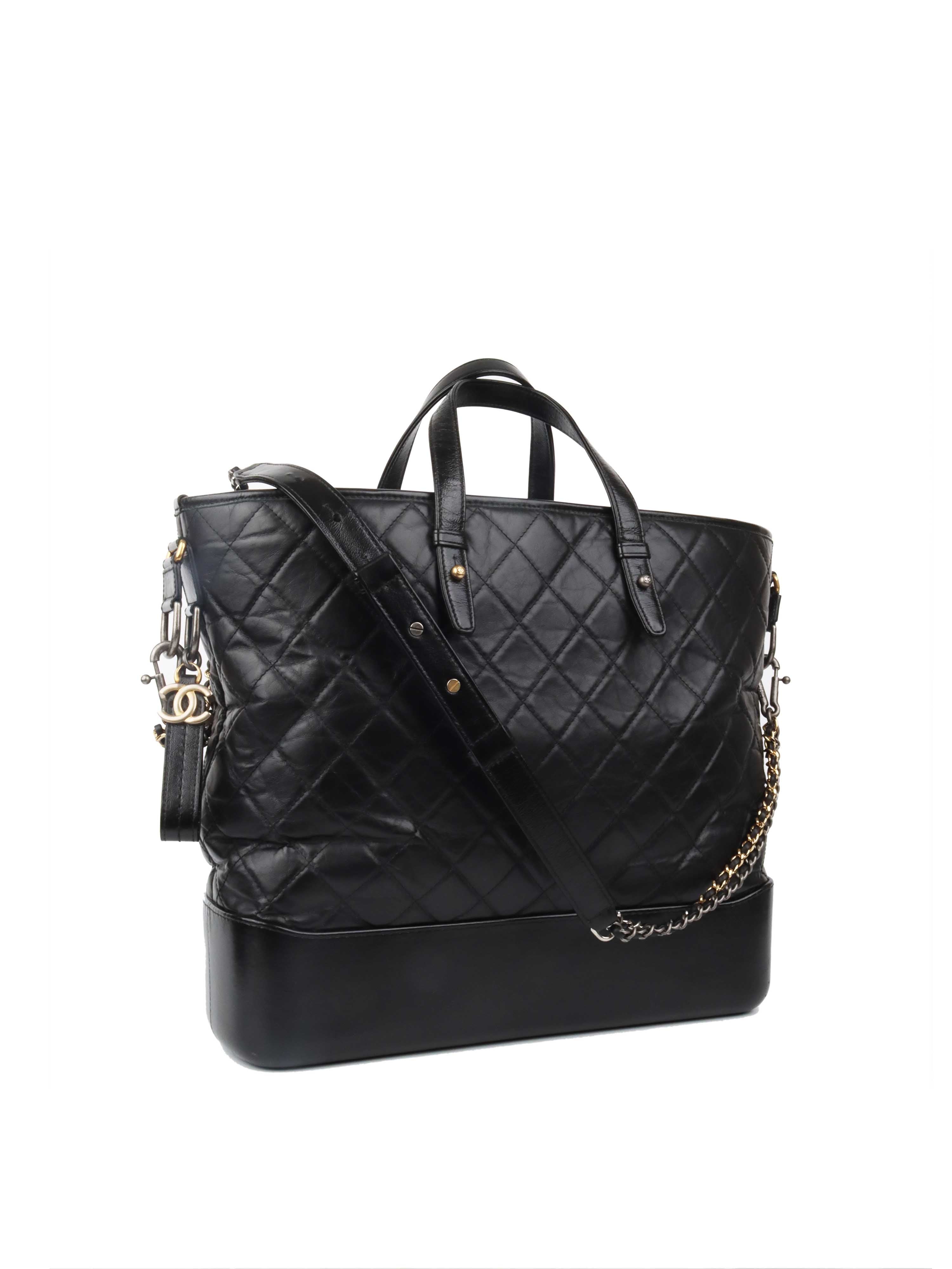 CHNL -  Black Gabrielle Top Handle Top Gold And Silver