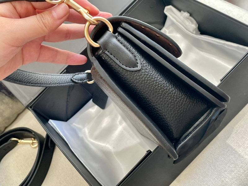 LO - CCH Bags - 321