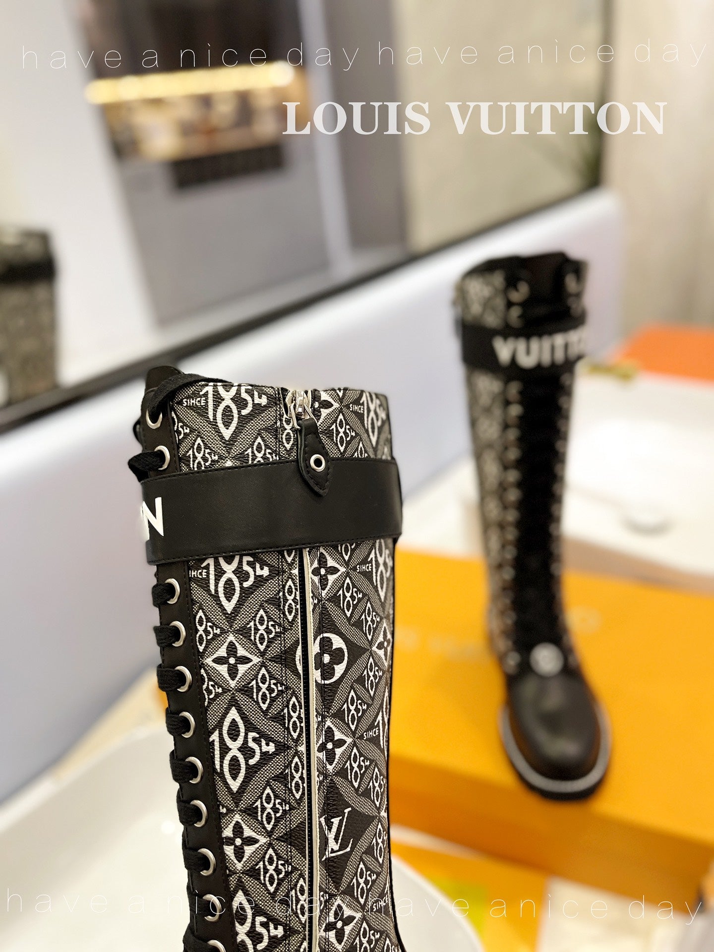 LO-LV bags 3433