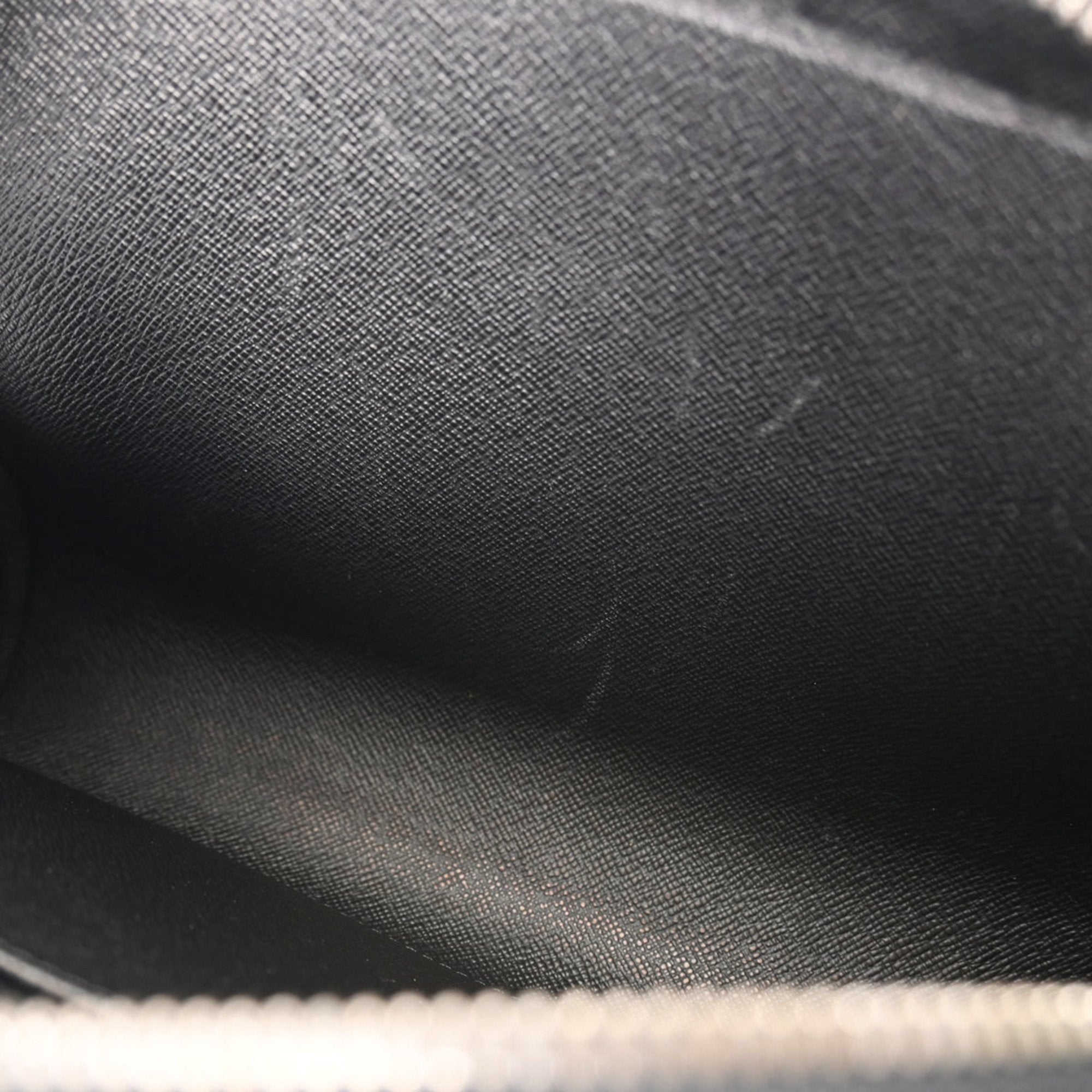LO-LV bags 338