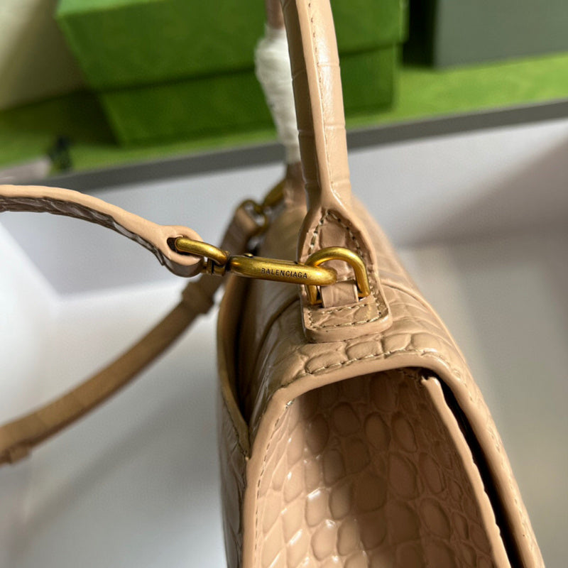 LO - GCC Bags - 4952