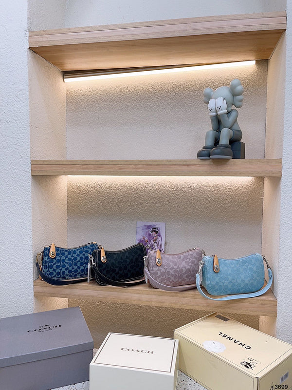 LO - CCH Bags - 162