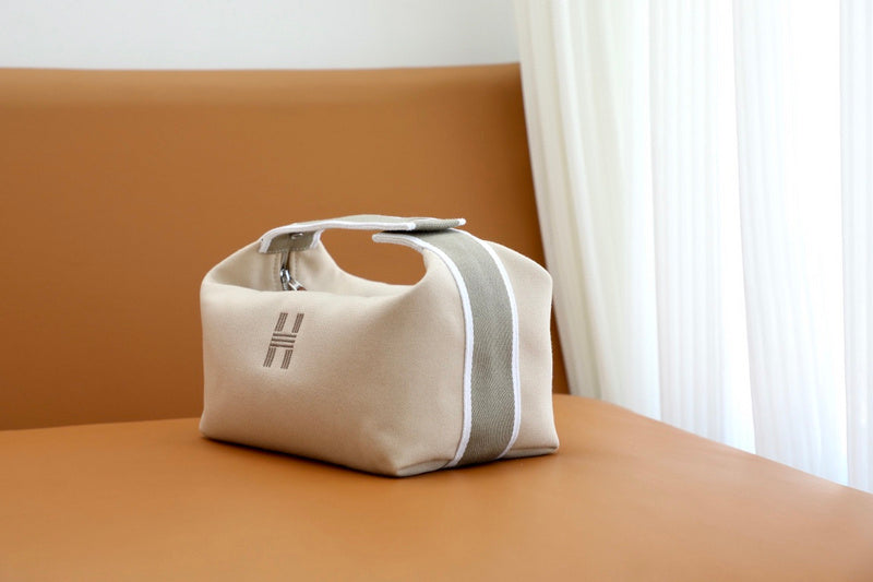 LO - HRMS DESIGNER BAGS - WOMEN BAGS - 991