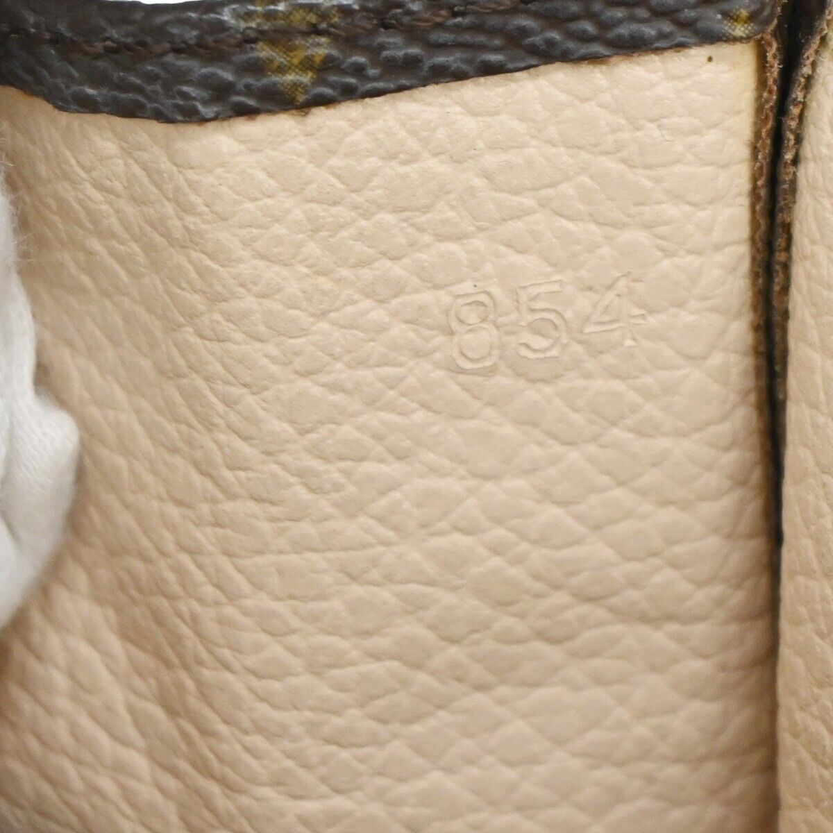 LO-LV bags 284