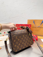 LO - LV Bags - 15059