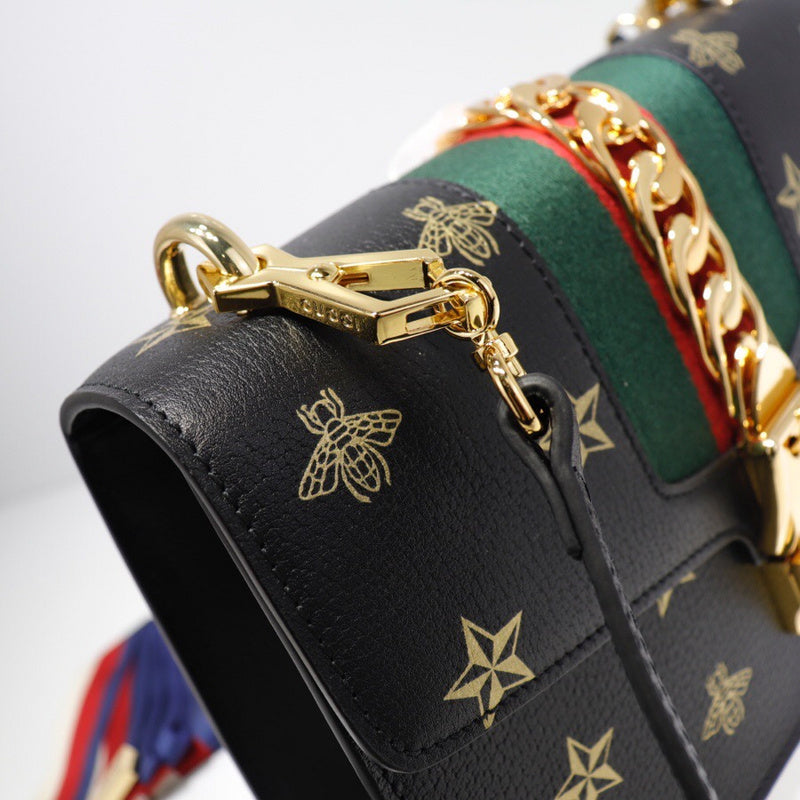 LO - GCC Bags - 3074