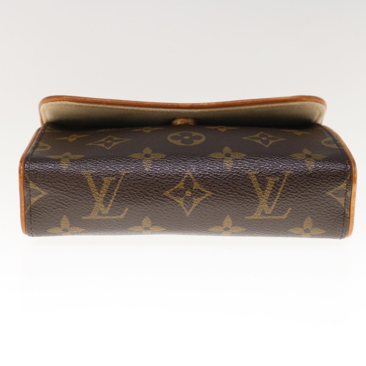 LO-LV bags 819