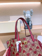 LO - CCH Bags - 096