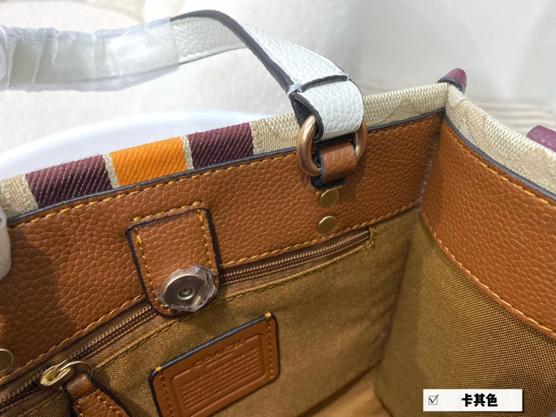 LO - CCH Bags - 083