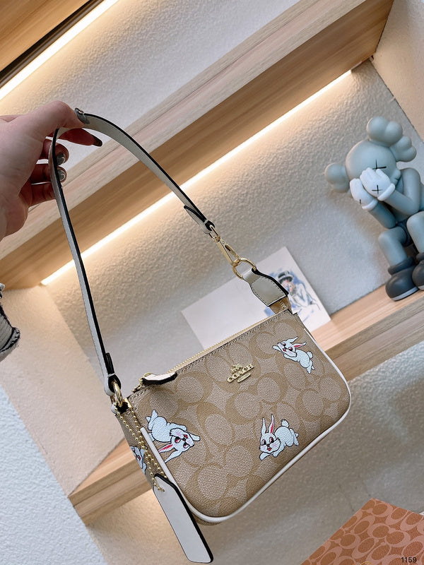 LO - CCH Bags - 255