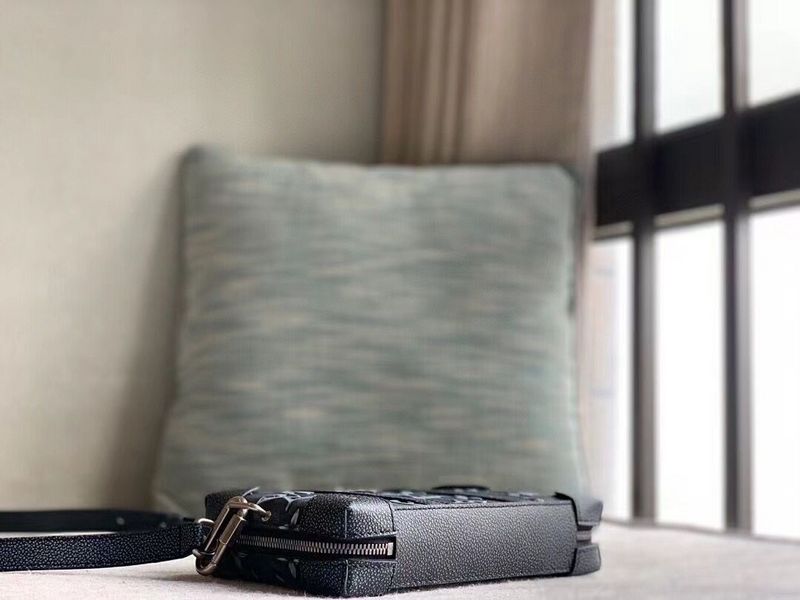 LO - LV Bags - 15935