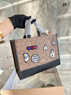 LO - CCH Bags - 251