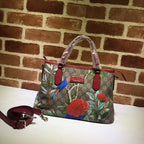 LO - GCC Bags - 1230