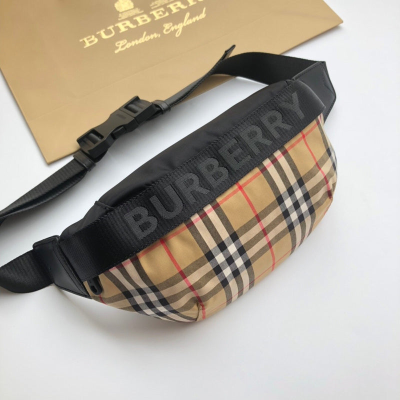 LO - B-BERRY BAGS - 398