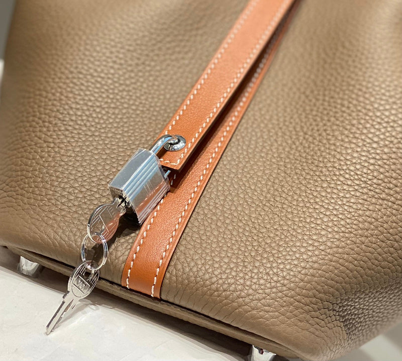 LO - HRMS DESIGNER BAGS - WOMEN BAGS - 871
