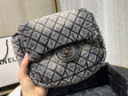 LO - CHL Bags - 1952