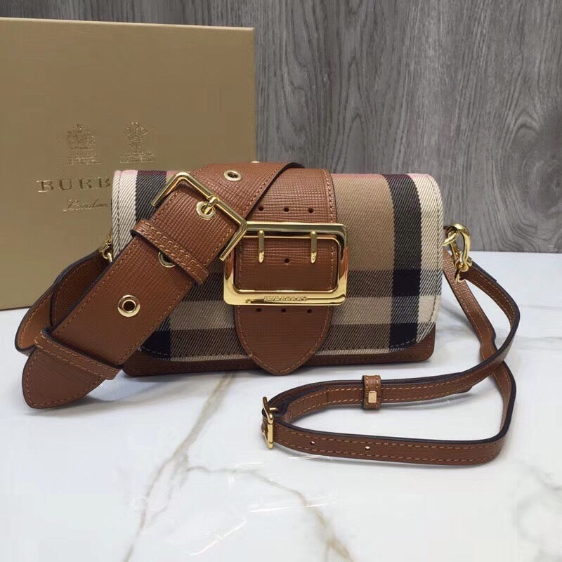 B-Berry - BB  The Small Buckle Bag In House Check Brown For Women, Bags 7.5in/19LO