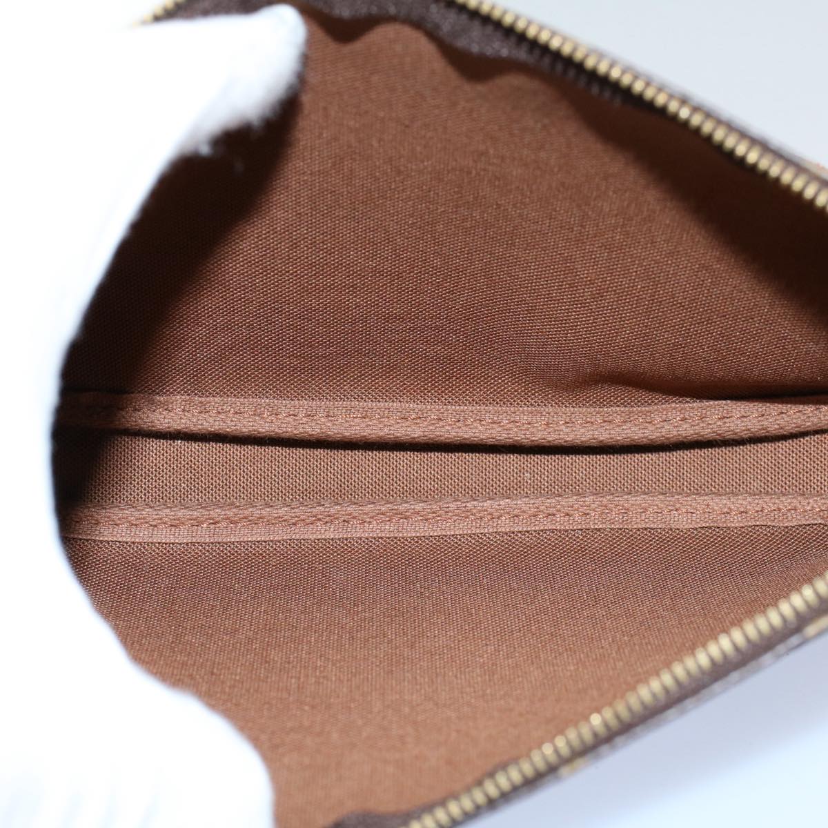 LO-LV bags 885