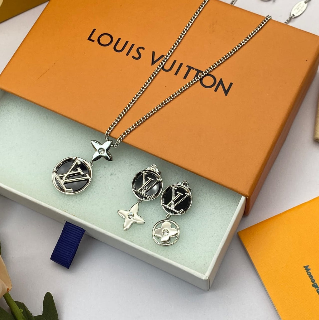 LO-LV bags 2179
