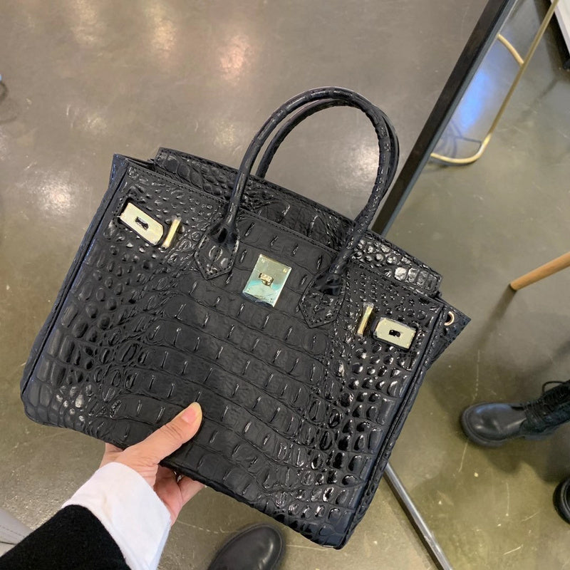 LO - HMS Luxury Bags - 536