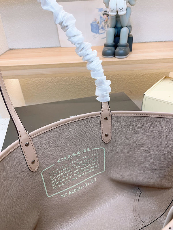 LO - CCH Bags - 004
