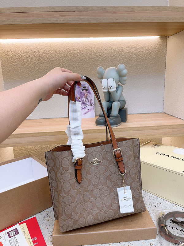 LO - CCH Bags - 142