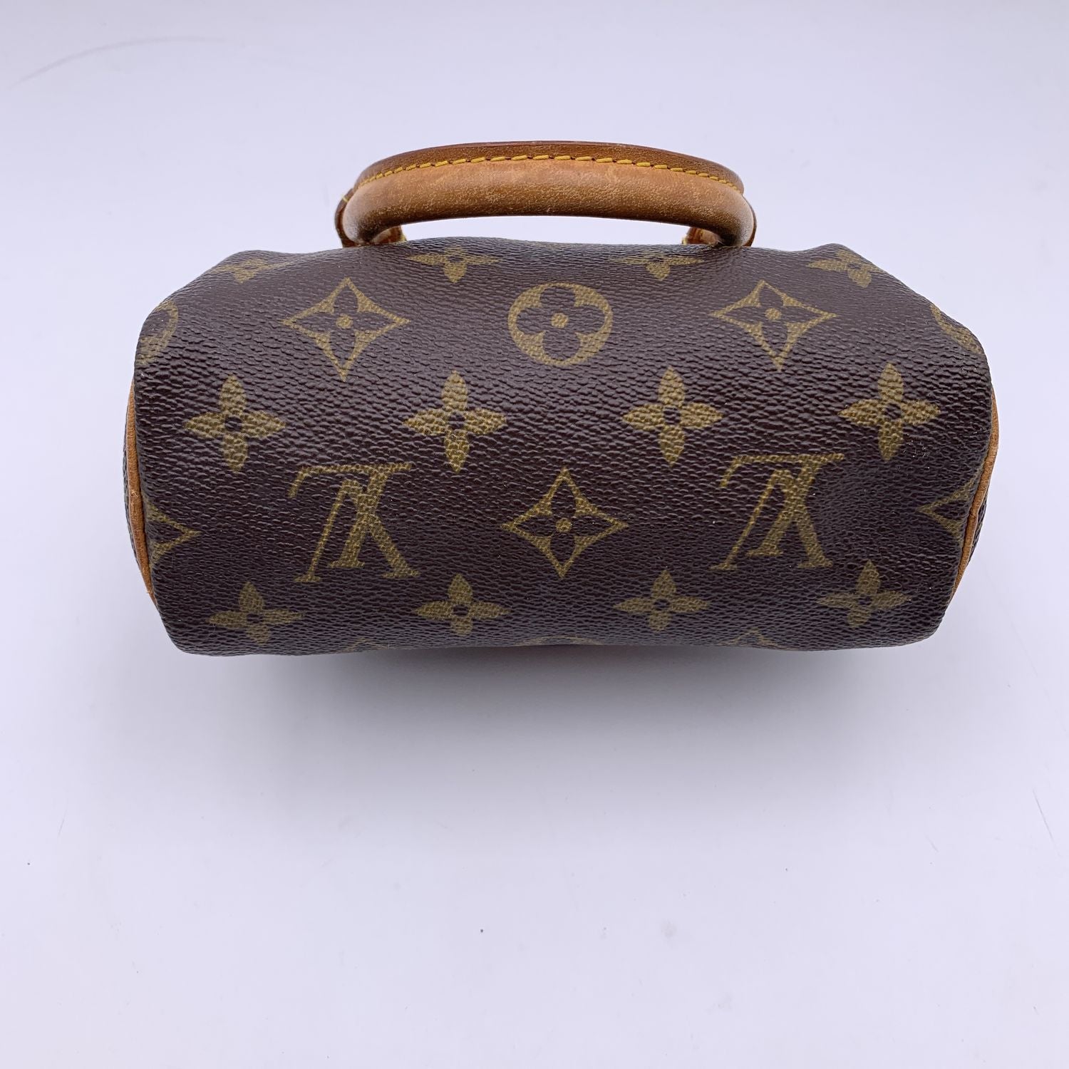 LO-LV bags 2855