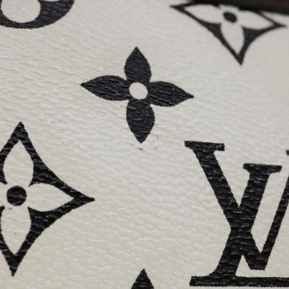 LO-LV bags 9744