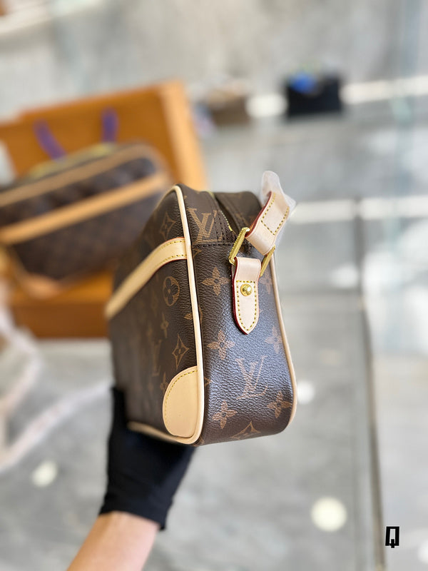 LO - LV Bags - 15140