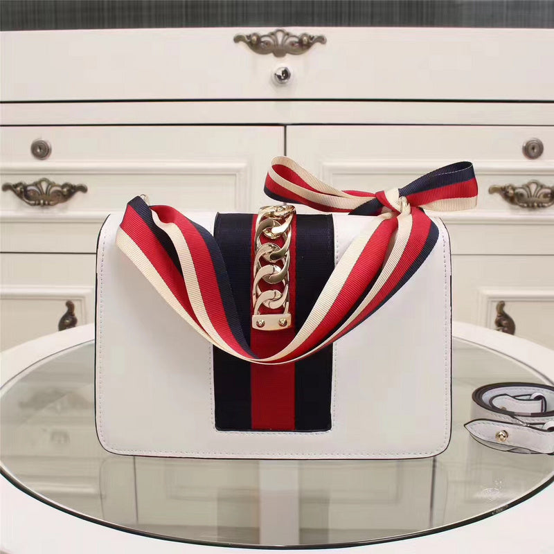 LO - GCC Bags - 2225