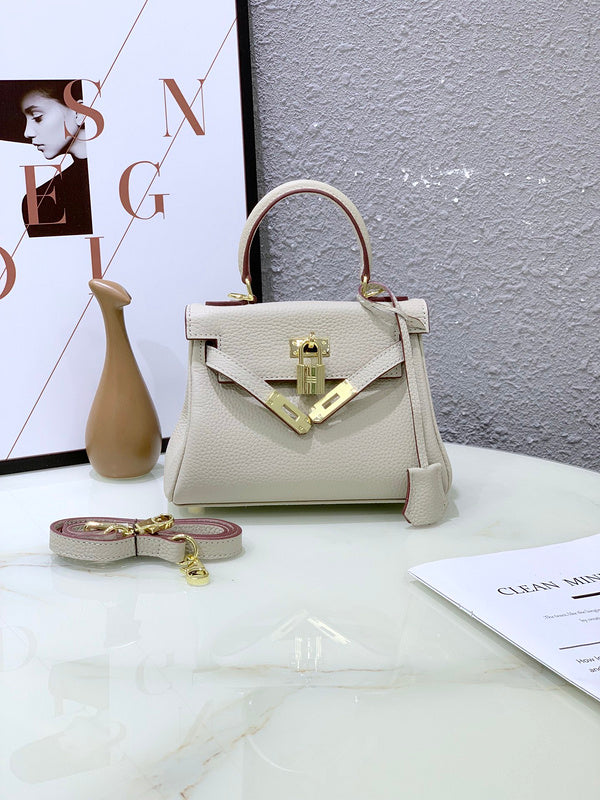 LO - HMS Luxury Bags - 560