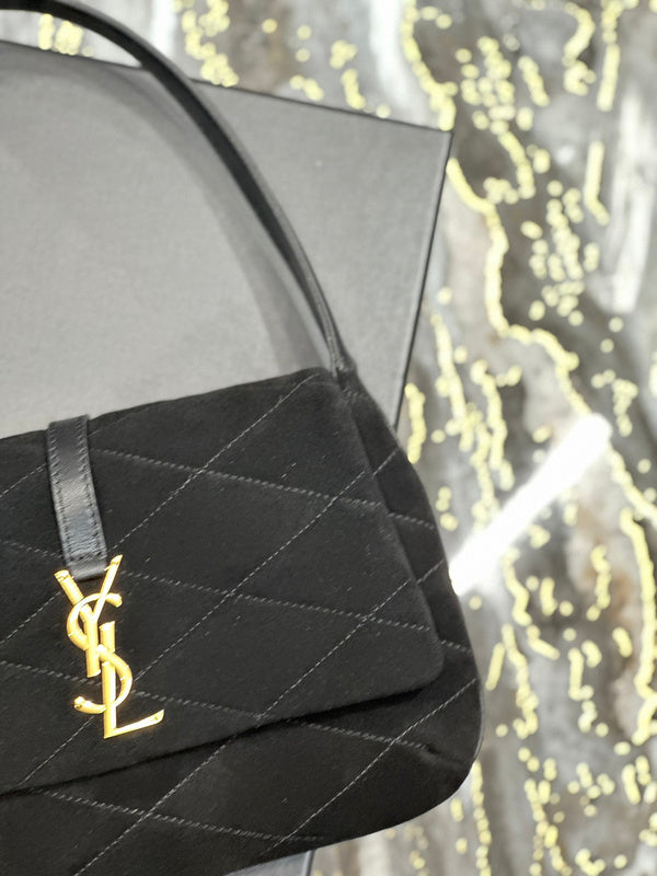 BB - YSL Bag - 2490