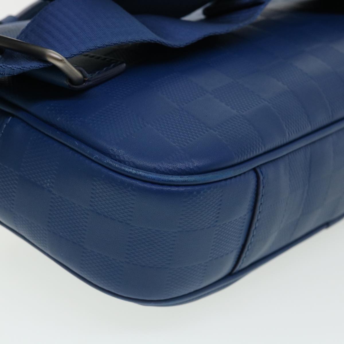 LO-LV bags 1691