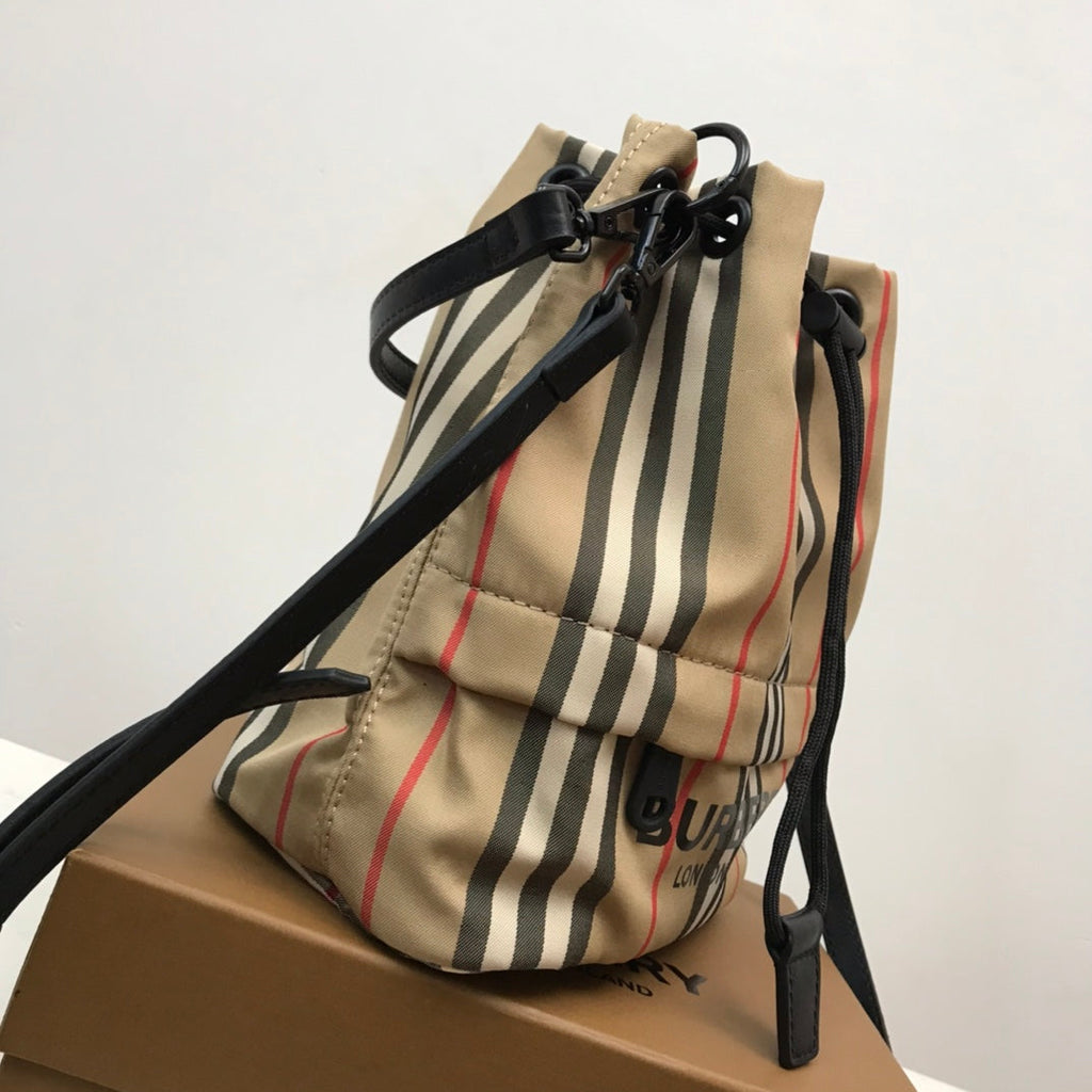 B-Berry - BB  Icon Stripe Nylon Drawcord Pouch Archive Beige For Women, Bags 7.7in/19.5LO