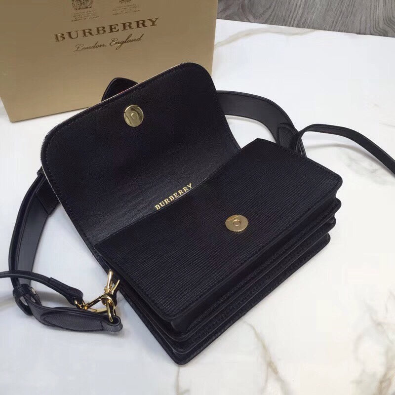 B-Berry - BB  The Small Buckle Bag In House Check Black For Women, Bags 7.5in/19LO