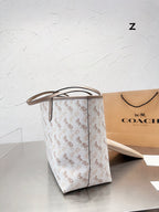 LO - CCH Bags - 361