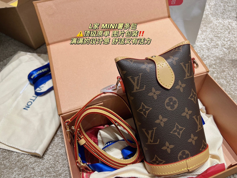 LO - LV Bags - 15077